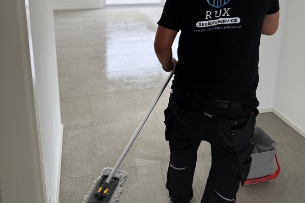 Unterhaltsreinigung und Büroreinigung in Düsseldorf – RUX GmbH